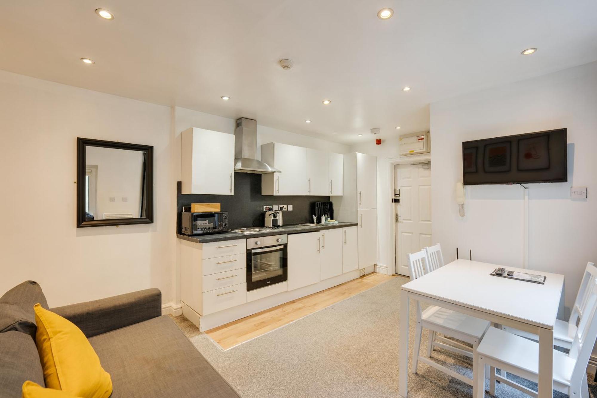 2 Bedroom Aprtmnt For Upto 6 Nr Centre, Uni &Parks Cardiff Extérieur photo