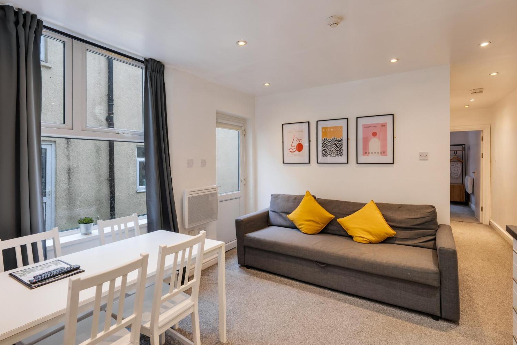 2 Bedroom Aprtmnt For Upto 6 Nr Centre, Uni &Parks Cardiff Extérieur photo
